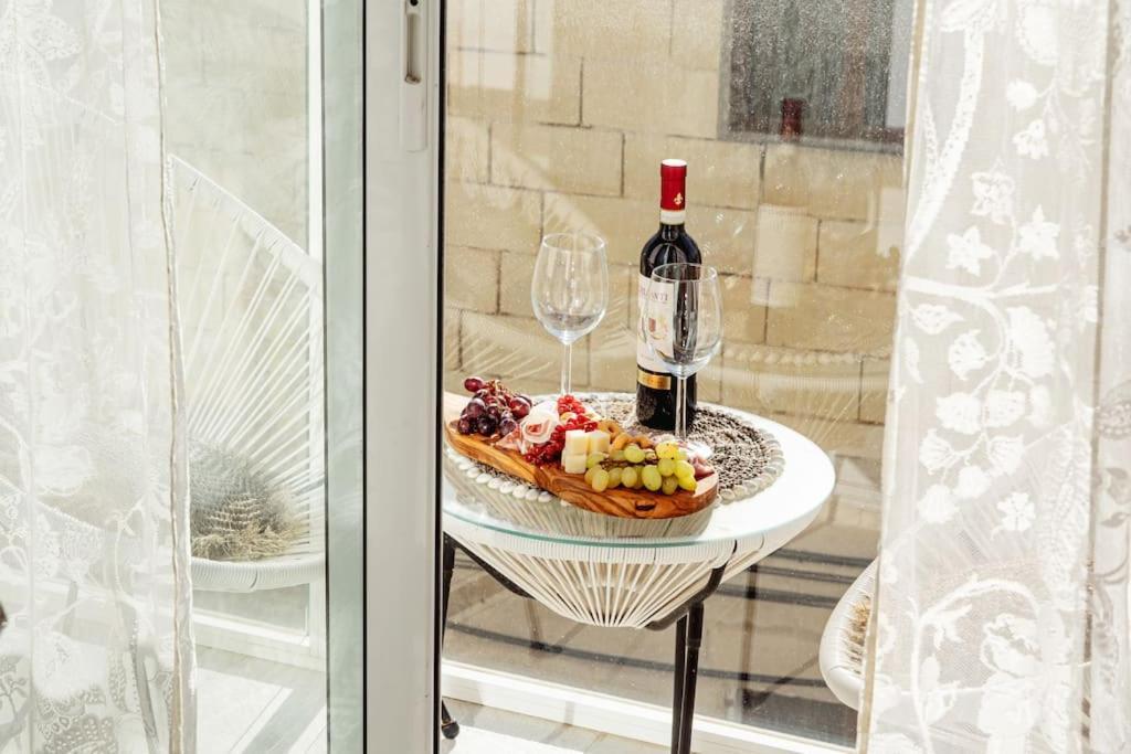 Luxury Designer Penthouse With Private Jacuzzi Apartment Sliema Luaran gambar