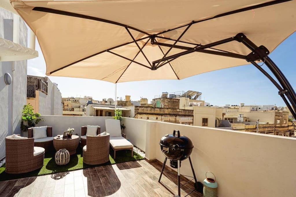 Luxury Designer Penthouse With Private Jacuzzi Apartment Sliema Luaran gambar
